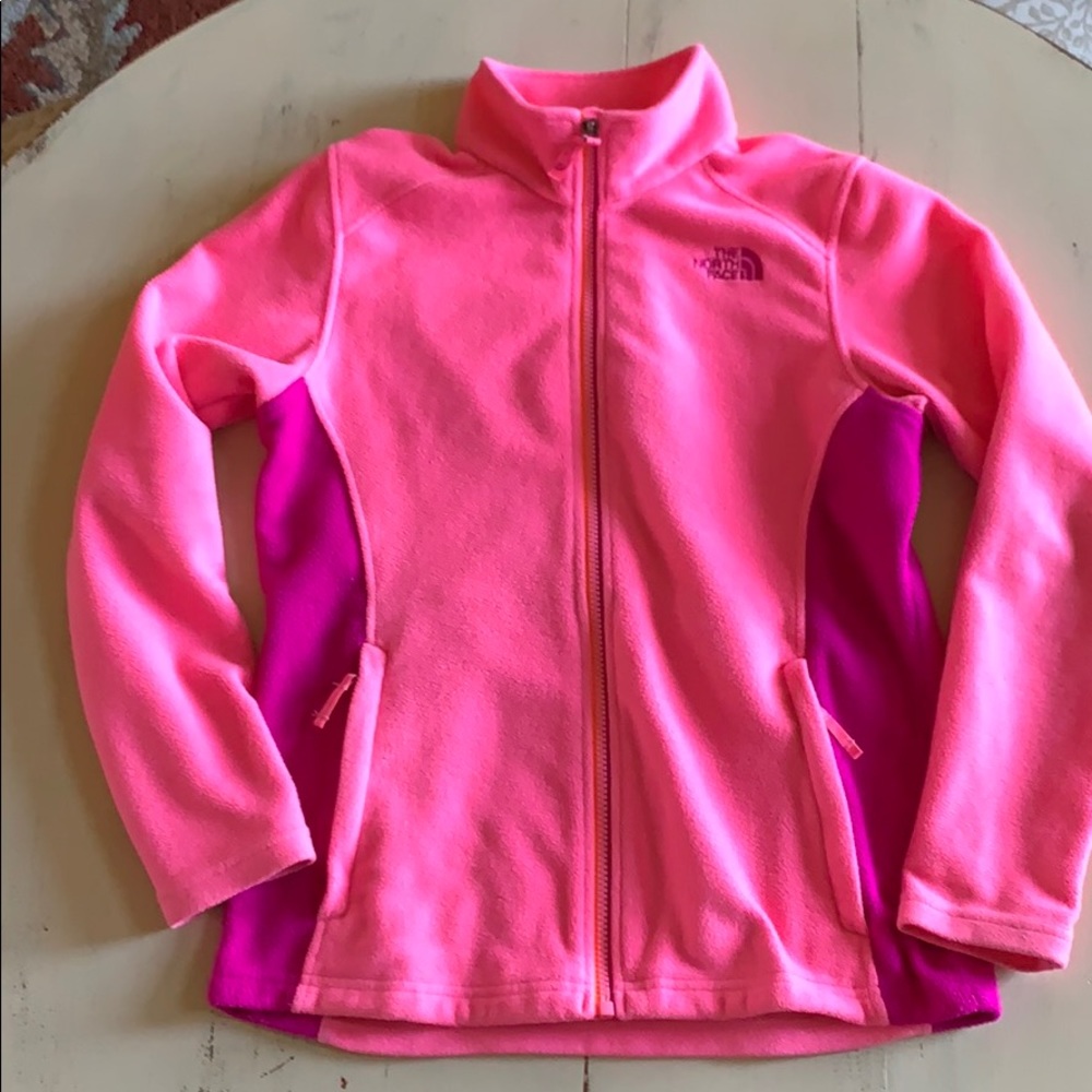 The North Face Fleece Jacket zippered pockets 💖